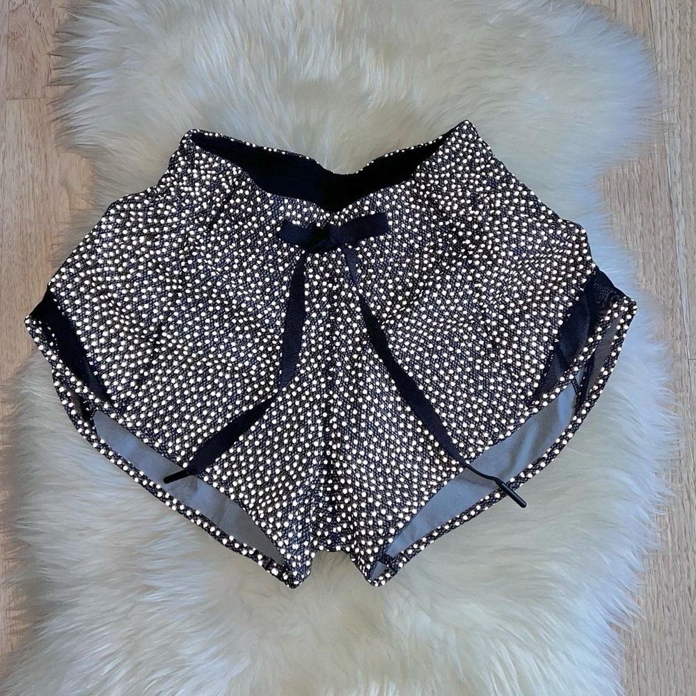✨Frozen Fizz OG Hotty hot shorts✨